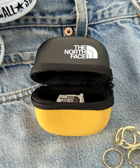 THE NORTH FACE(ザ・ノースフェイス)/カラビナ付 ヌプシモールドポーチ バイカラーポーチ 小物入れ /NUPTSE MOLD POUCH | IM6242018 | イエロー