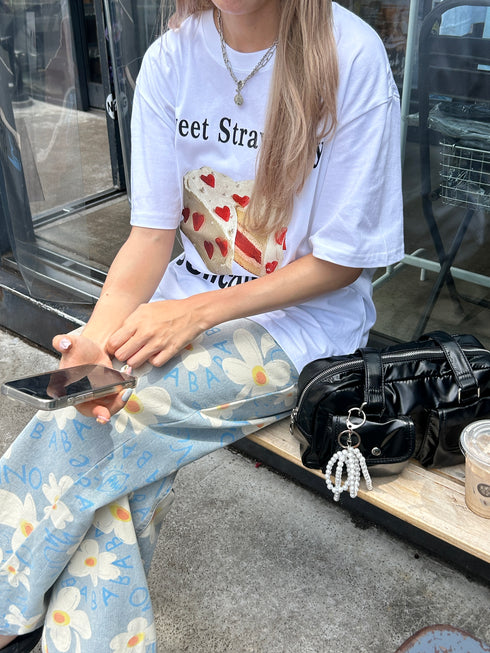 strawberry T | SL2242679 | ホワイト