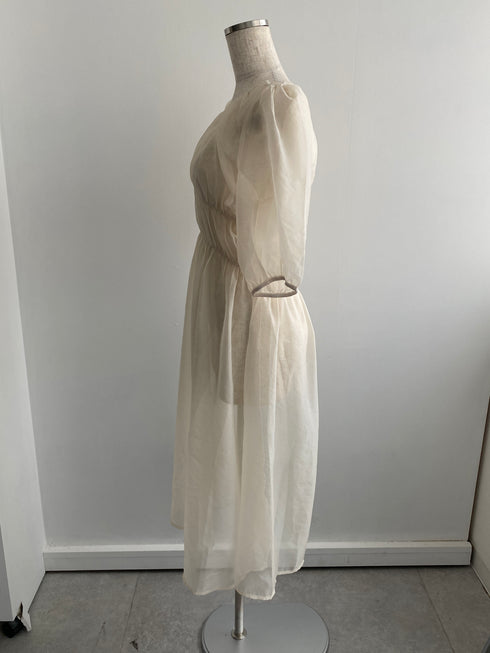 シアーパフスリーブワンピース | LI2243001 | アイボリー