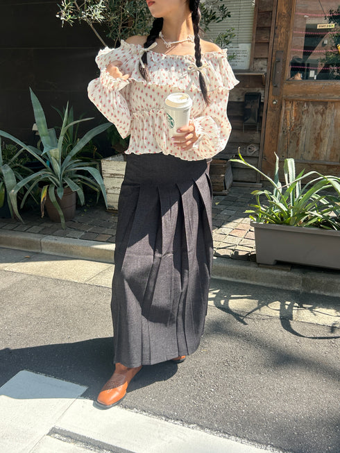 volume flower blouse | SL2243651 | ホワイト