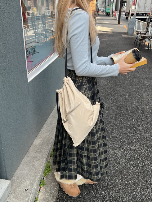 グロッシーハートバックパック | SL1251603 | ベージュ