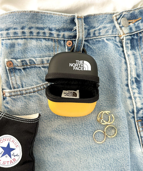 THE NORTH FACE(ザ・ノースフェイス)/カラビナ付 ヌプシモールドポーチ バイカラーポーチ 小物入れ /NUPTSE MOLD POUCH | IM6242018 | イエロー