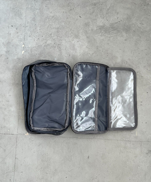 大容量トラベルポーチ 下着収納ケース | 4192006 | グレー