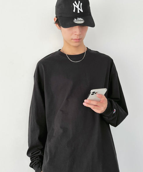 Champion Authentic LONGSLEEVE T-SHIRTS チャンピオン ベーシック ロンT ワンポイント オーバーサイズ サイズ展開多数 5.2オンス L/S 長袖Tシャツ/CC8C | 2193058 | ブラック