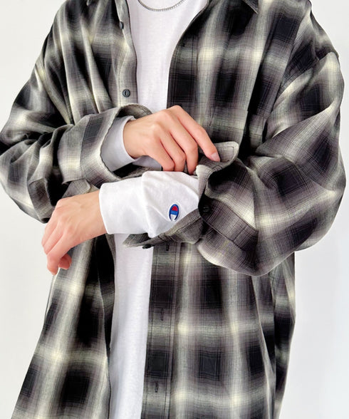 Champion Authentic LONGSLEEVE T-SHIRTS チャンピオン ベーシック ロンT ワンポイント オーバーサイズ サイズ展開多数 5.2オンス L/S 長袖Tシャツ/CC8C | 2193058 | ホワイト