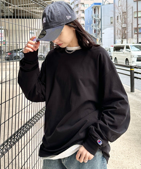 Champion Authentic LONGSLEEVE T-SHIRTS チャンピオン ベーシック ロンT ワンポイント オーバーサイズ サイズ展開多数 5.2オンス L/S 長袖Tシャツ/CC8C | 2193058 | ブラック