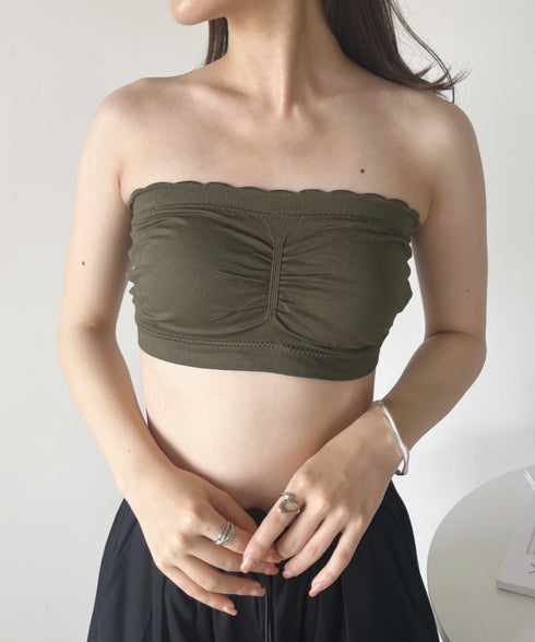 カップ付 ストラップレスフリルブラトップ | C2202021 | カーキ
