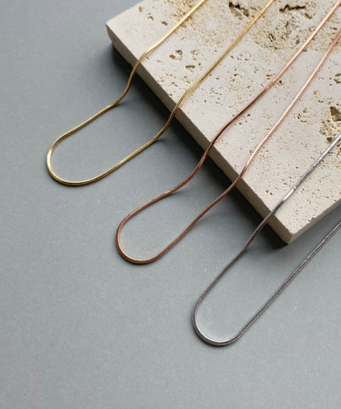 1mmシンプルスネークチェーンネックレス/simple snake necklace | IS4212018 | ゴールド