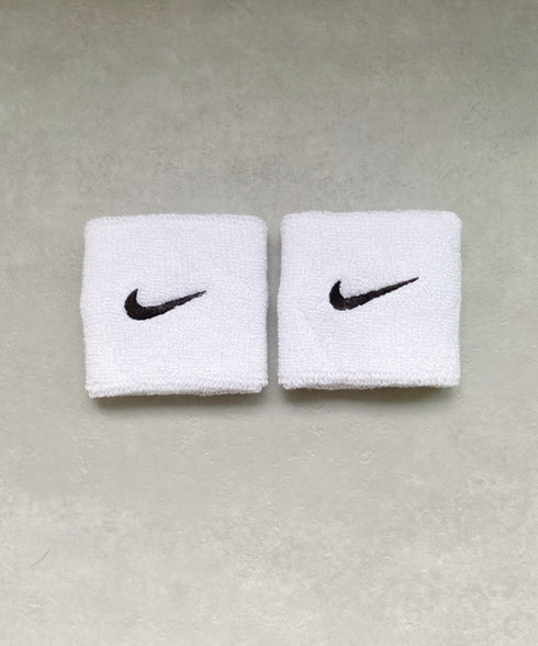 NIKE(ナイキ)/2個セット スウッシュ 刺繍 無地 リストバンド 2パック | IL4212001 | ホワイト