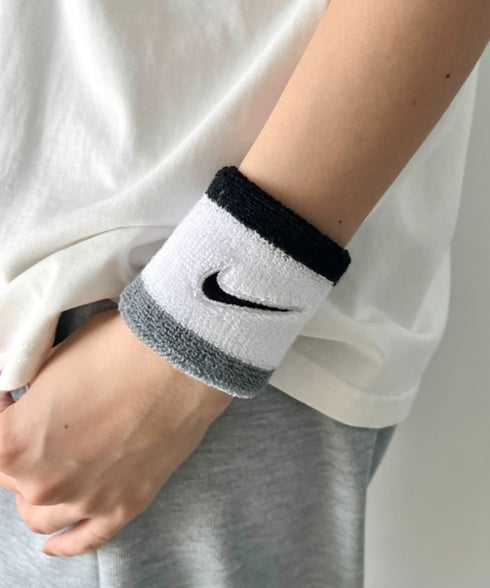 NIKE(ナイキ)/2個セット スウッシュ 刺繍 無地 リストバンド 2パック | IL4212001 | ホワイト系その他