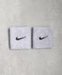 NIKE(ナイキ)/2個セット スウッシュ 刺繍 無地 リストバンド 2パック | IL4212001 | グレー