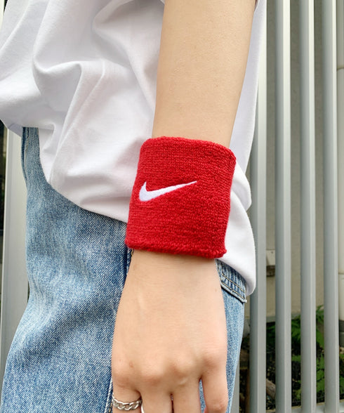 NIKE(ナイキ)/2個セット スウッシュ 刺繍 無地 リストバンド 2パック | IL4212001 | レッド