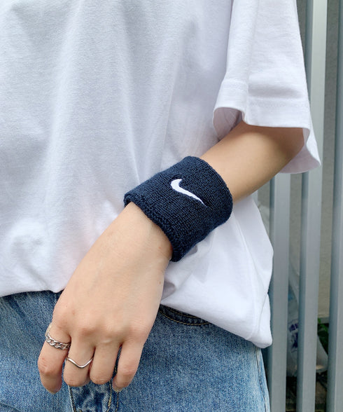 NIKE(ナイキ)/2個セット スウッシュ 刺繍 無地 リストバンド 2パック | IL4212001 | ネイビー