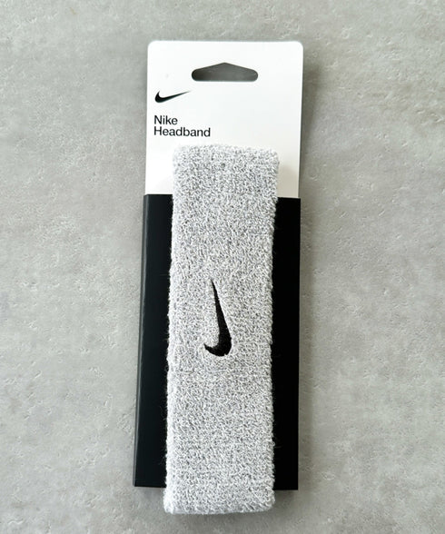 NIKE(ナイキ)/スウッシュ 刺繍 無地 ヘアバンド ヘッドバンド | IL4212003 | グレー
