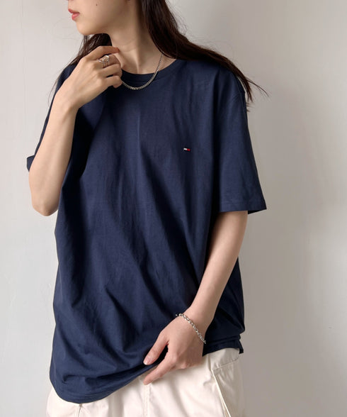 TOMMY HILFIGER(トミーヒルフィガー) / Core Flag Tee フラッグロゴ刺繍 半袖 Tシャツ | IL2222012 | ネイビー