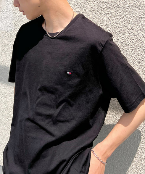 TOMMY HILFIGER(トミーヒルフィガー) / Core Flag Tee フラッグロゴ刺繍 半袖 Tシャツ | IL2222012 | ブラック