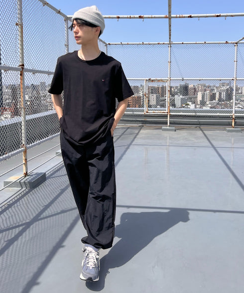 TOMMY HILFIGER(トミーヒルフィガー) / Core Flag Tee フラッグロゴ刺繍 半袖 Tシャツ | IL2222012 | ブラック