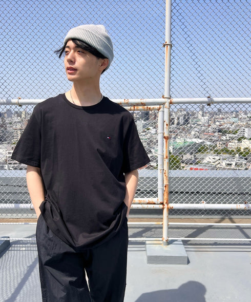 TOMMY HILFIGER(トミーヒルフィガー) / Core Flag Tee フラッグロゴ刺繍 半袖 Tシャツ | IL2222012 | ブラック