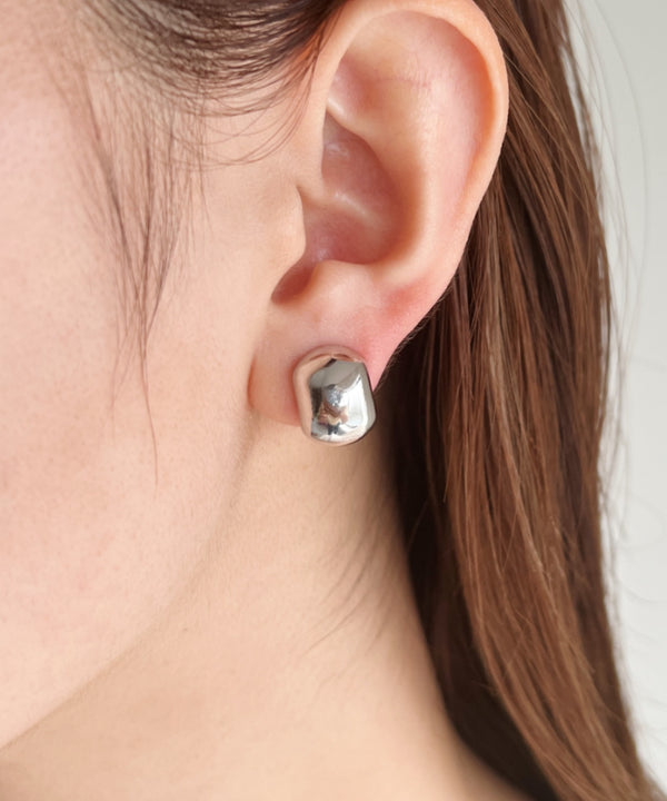 メタルぷっくりイヤリング | IS4221783 | シルバー