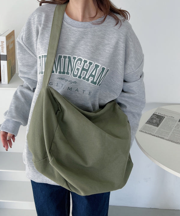 アジャスターベルト ユニセックス ビッグキャンバスショルダーバッグ / A4収納可能 | CL1221930 | カーキ