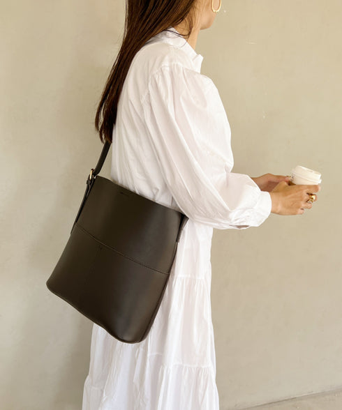 【A4収納可】フェイクレザーバケツショルダーバッグ | WOMEN | WR1223001 | ダークブラウン