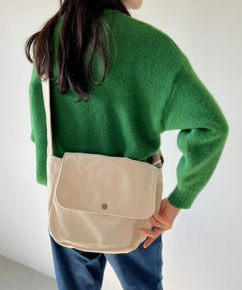 【A4サイズ対応】フラップキャンバススクエアショルダーバッグ | CL1231006 | アイボリー