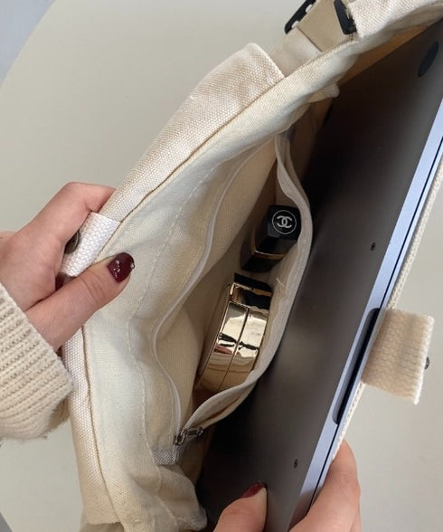 【A4サイズ対応】フラップキャンバススクエアショルダーバッグ | CL1231006 | アイボリー