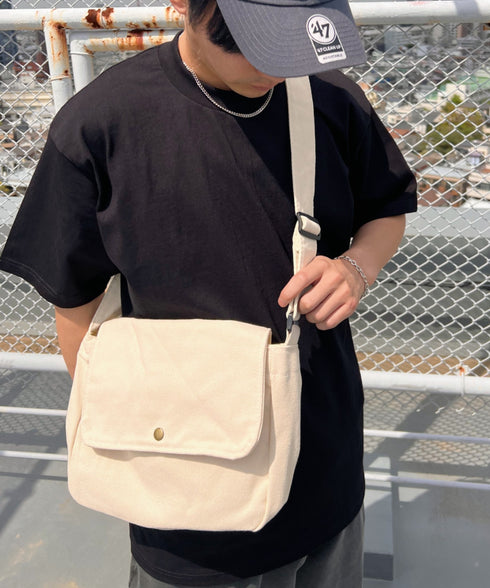 【A4サイズ対応】フラップキャンバススクエアショルダーバッグ | CL1231006 | アイボリー