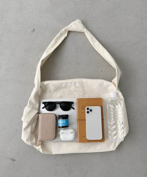 【A4サイズ対応】スマホポケット付き ビッグキャンバスショルダーバッグ | CL1231007 | アイボリー