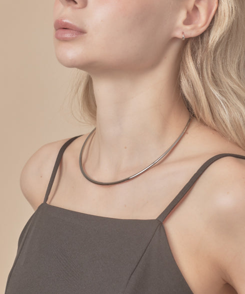 メタル カーブ チョーカー ネックカフ | MD4224016 | シルバー