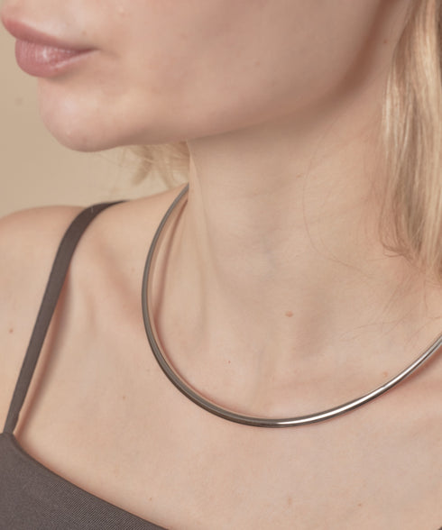 メタル カーブ チョーカー ネックカフ | MD4224016 | シルバー