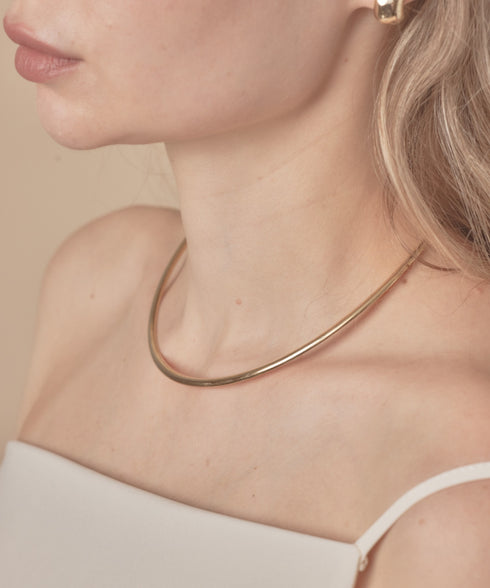 メタル カーブ チョーカー ネックカフ | MD4224016 | ゴールド