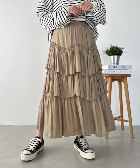 Iラインギャザーティアードロングスカート | CL2231208 | ベージュ