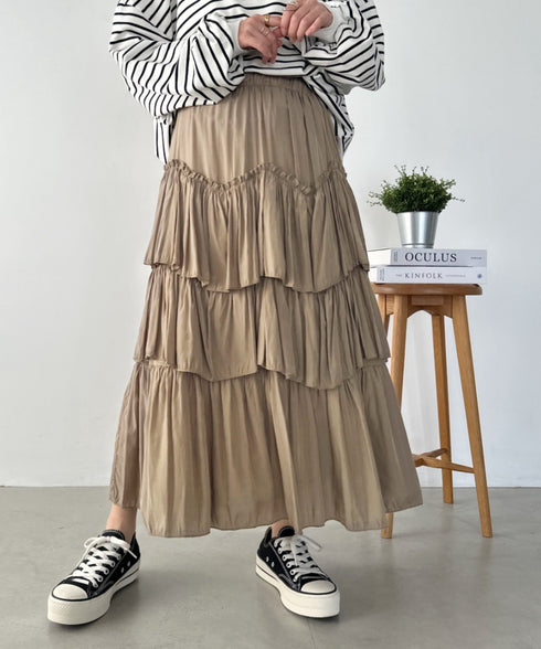Iラインギャザーティアードロングスカート | CL2231208 | ベージュ