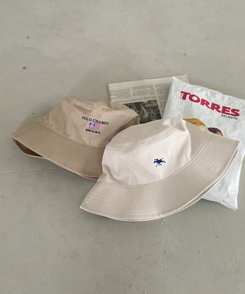 POLO CHAMPS/ポロチャンプス 別注 リバーシブル ミニ刺繍 深バケットハット | CL5231393 | ベージュ