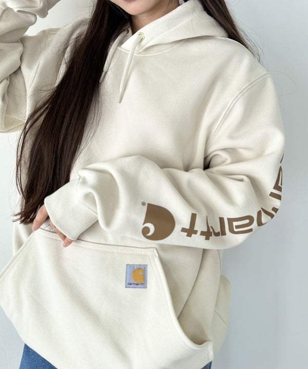 Carhartt(カーハート)/ ルーズフィット 袖ロゴ パーカー スウェット フーディー ミッドウエイト オーバーサイズ / K288 / Loose Fit Midweight Logo Sleeve Graphic Sweatshirt | IL2224045 | ホワイト