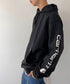 Carhartt(カーハート)/ ルーズフィット 袖ロゴ パーカー スウェット フーディー ミッドウエイト オーバーサイズ / K288 / Loose Fit Midweight Logo Sleeve Graphic Sweatshirt | IL2224045 | ブラック