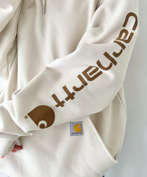 Carhartt(カーハート)/ ルーズフィット 袖ロゴ パーカー スウェット フーディー ミッドウエイト オーバーサイズ / K288 / Loose Fit Midweight Logo Sleeve Graphic Sweatshirt | IL2224045 | ホワイト