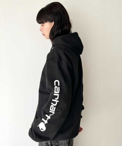 Carhartt(カーハート)/ ルーズフィット 袖ロゴ パーカー スウェット フーディー ミッドウエイト オーバーサイズ / K288 / Loose Fit Midweight Logo Sleeve Graphic Sweatshirt | IL2224045 | ブラック
