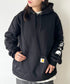 Carhartt(カーハート)/ ルーズフィット 袖ロゴ パーカー スウェット フーディー ミッドウエイト オーバーサイズ / K288 / Loose Fit Midweight Logo Sleeve Graphic Sweatshirt | IL2224045 | ブラック