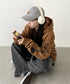 Carhartt(カーハート)/ ルーズフィット 袖ロゴ パーカー スウェット フーディー ミッドウエイト オーバーサイズ / K288 / Loose Fit Midweight Logo Sleeve Graphic Sweatshirt | IL2224045 | ブラウン