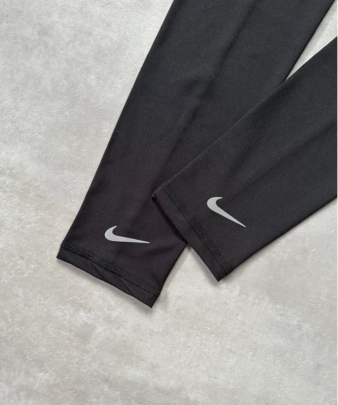 NIKE(ナイキ)/アームカバー スウッシュ ライトウェイト ドライフィット ランニングスリーブ 2.0 | IL6233003 | ブラック