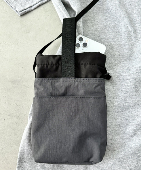 国内未発売 THE NORTH FACE(ザ・ノースフェイス)/ストリングギャザーミニショルダー スマホショルダー ポーチ/SIMPLE STRING BAG MINI | IL1231017 | チャコール