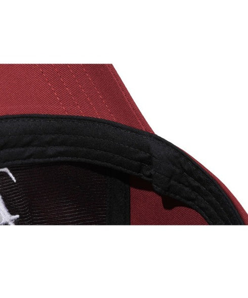 WOOALONG(ウアロン)/シグネチャー ロゴ ベースボール キャップ サイズ調整可能/Signature Logo ball cap | IL5231046 | ワインレッド