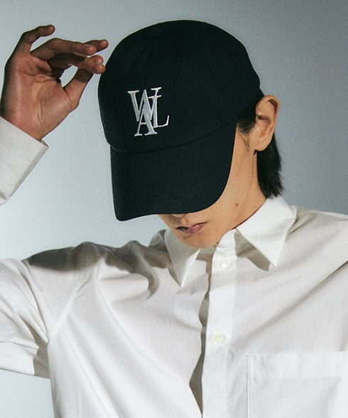 WOOALONG(ウアロン)/シグネチャー ロゴ ベースボール キャップ サイズ調整可能/Signature Logo ball cap | IL5231046 | ブラック