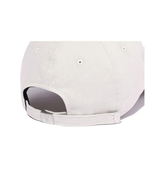WOOALONG(ウアロン)/シグネチャー ロゴ ベースボール キャップ サイズ調整可能/Signature Logo ball cap | IL5231046 | アイボリー