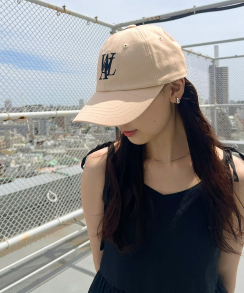 WOOALONG(ウアロン)/シグネチャー ロゴ ベースボール キャップ サイズ調整可能/Signature Logo ball cap | IL5231046 | ベージュ