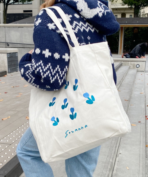 【A4収納可】フラワー刺繍トートバッグ | WOMEN | WR1231048 | ブルー