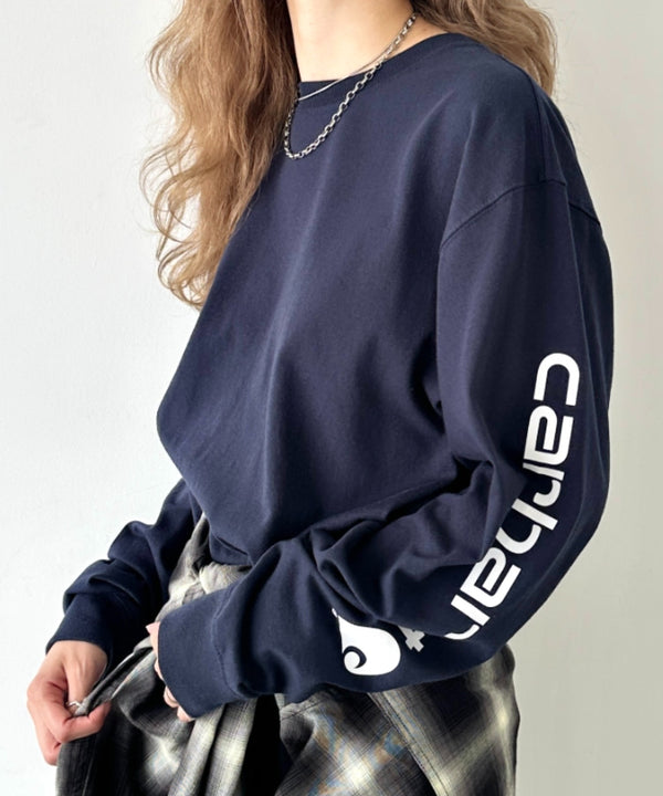 Carhartt(カーハート)/袖ロゴ ロンT USA規格 ルーズフィット ヘビーウェイト 6.75Oz ビッグサイズ オーバーサイズ コットン K231/ LOOSE FIT HEAVYWEIGHT LONG-SLEEVE LOGO SLEEVE GRAPHIC T-SHIRT | IM2233010 | ネイビー