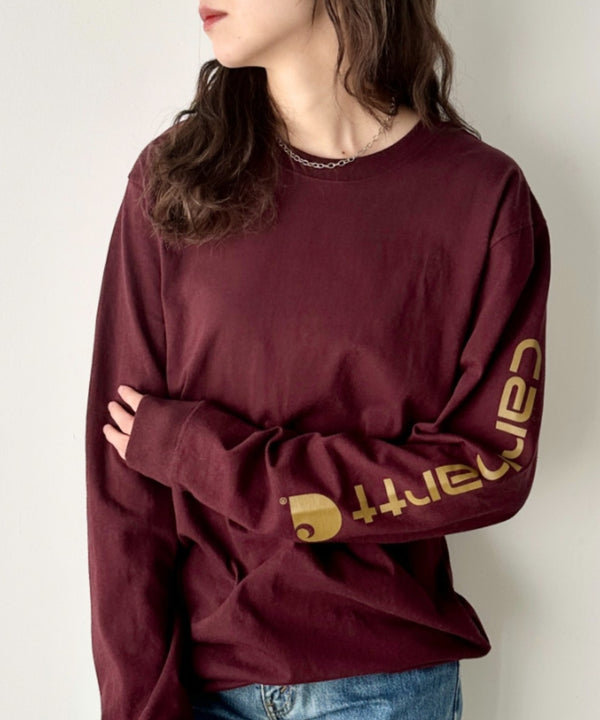 Carhartt(カーハート)/袖ロゴ ロンT USA規格 ルーズフィット ヘビーウェイト 6.75Oz ビッグサイズ オーバーサイズ コットン K231/ LOOSE FIT HEAVYWEIGHT LONG-SLEEVE LOGO SLEEVE GRAPHIC T-SHIRT | IM2233010 | ワインレッド